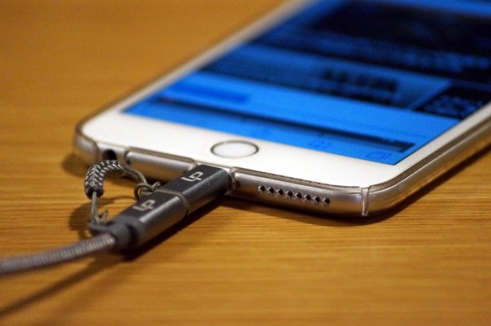 lp-lightning-micro-usb-cable-review-iphone LP社製ライトニング/マイクロUSB 2in1ケーブルレビュー