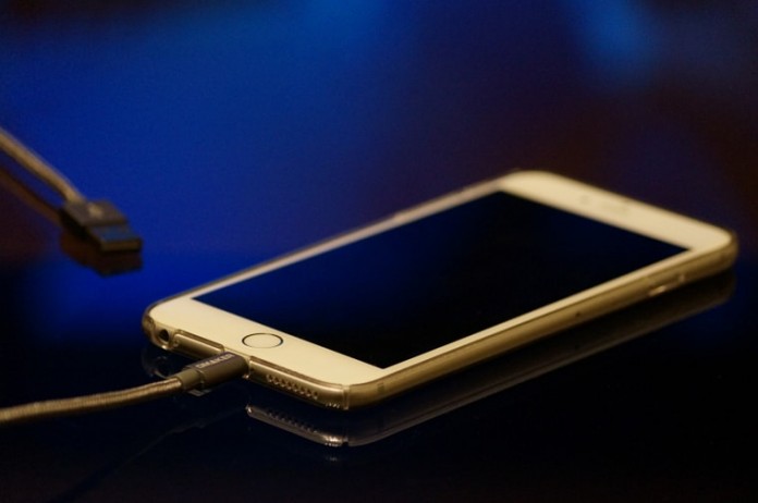 omaker-reversible-usb-lightning-cable Omaker 改善版高耐久性ナイロンライトニングUSBケーブル