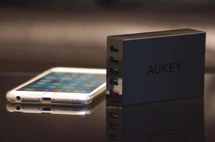 Aukey-PA-T15-review Aukey 5ポート急速充電器 PA-T15 レビュー