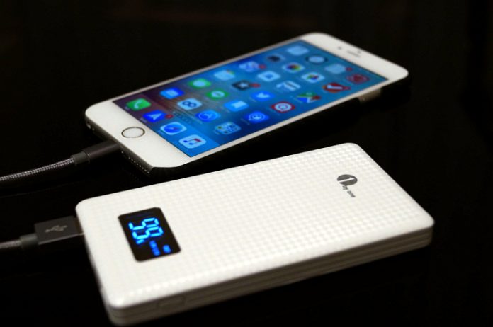 1byone-6000mah-mobile-battery-review 1byone 6000mAhモバイルバッテリー レビュー