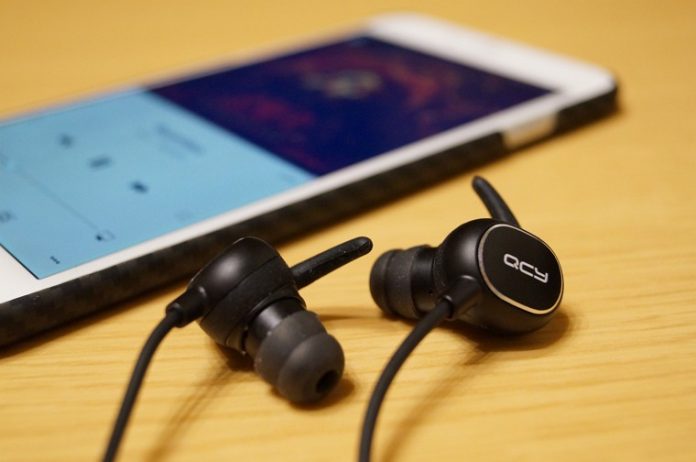 qcy-qy19-bluetooth-wireless-earphone-review QCY QY19 Bluetooth 4.1 ワイヤレスイヤホン レビュー