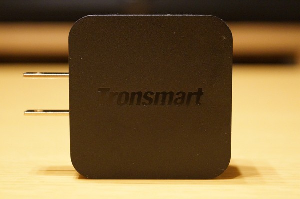「Tronsmart Quick Charge 3.0 USB 急速充電器」の外見レビュー