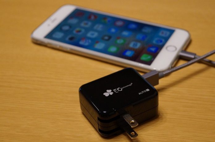 ec-technology-3-port-usb-fast-charger-review EC Technology 3ポートUSB急速充電器レビュー