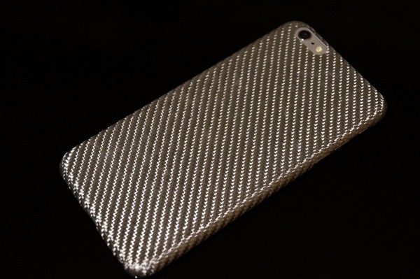 「Pitaka iPhone 6/ 6s Plus用ガラス繊維ケース」レビュー！