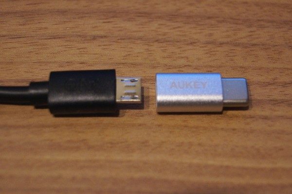 「Aukey USB C to Micro USBアダプタ 2点セット」レビュー！
