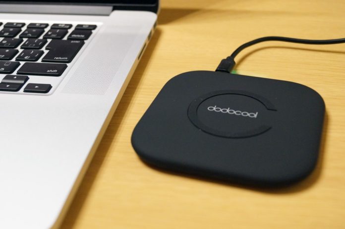 dodocool-qi-wireless-quick-charger-iphone-8-x-da128-review 【レビュー】iPhone Xにも対応!「dodocool Qiワイヤレス充電器 10W DA128」はコンパクトかつスタイリッシュでなかなかおすすめ!