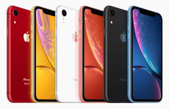 iphone-xr iPhone XRがあまり売れてない?予約受付開始も静かな出足。在庫が潤沢なのか?