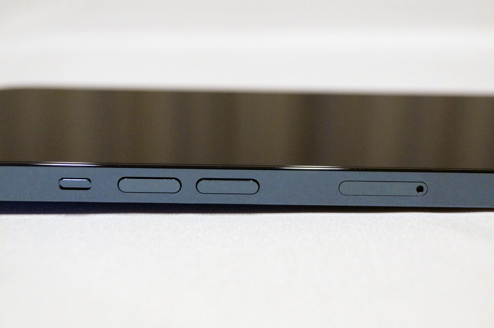 iPhone 12 Pro Max パシフィックブルー レビュー：総じて満足度は高い 