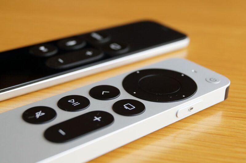 Apple TV 4K 第2世代の外観レビュー：Apple TV 第4世代（2015年）モデルとの比較もあり