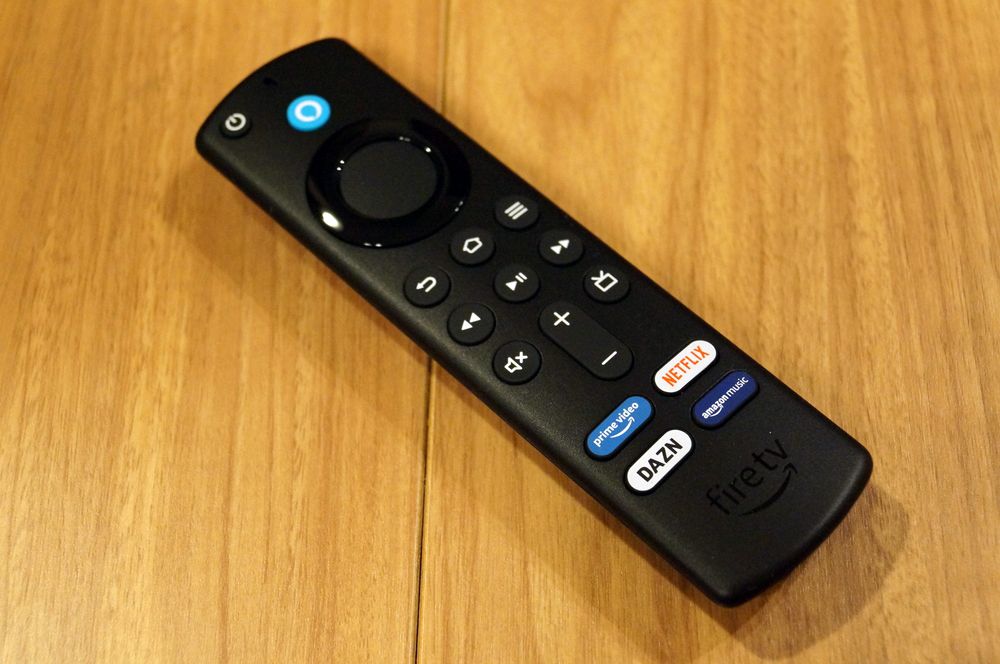 Fire TV Stick レビュー：アプリボタンが付いた第3世代リモコンが意外と便利！第2世代リモコンからの改良ポイントをメインに解説！ -  enjoypclife.net