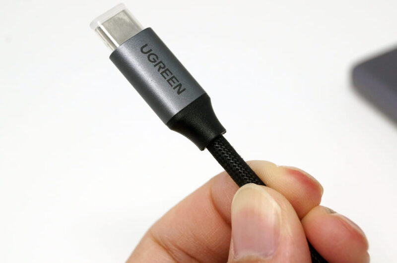 UGREEN 6-IN-1 USB Cハブの外観