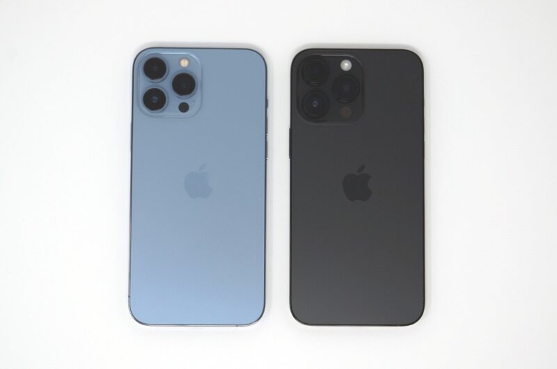 iPhone 14 Pro MaxとiPhone 13 Pro Maxの外観比較